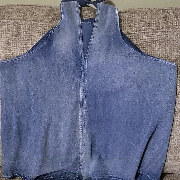 Top - Picture 3 of 4